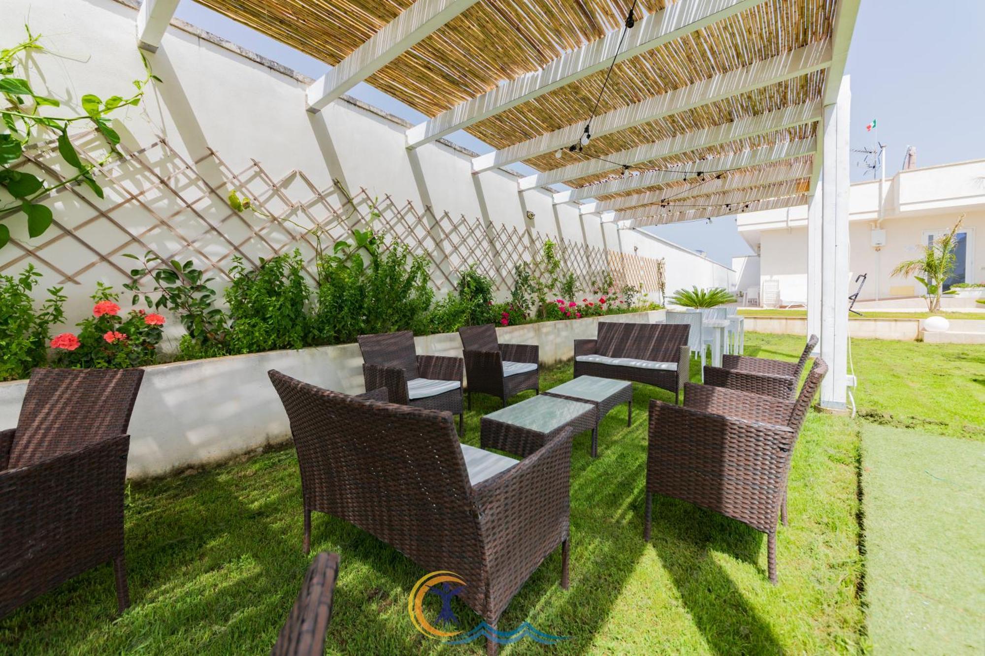 Villa Leonardo San Foca - Room, Pool & Restaurant Dış mekan fotoğraf