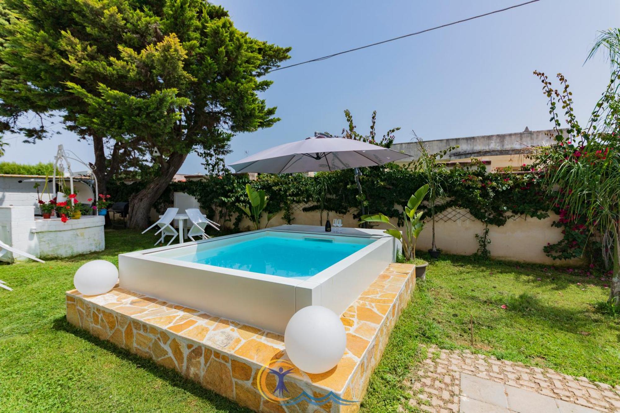 Villa Leonardo San Foca - Room, Pool & Restaurant Dış mekan fotoğraf