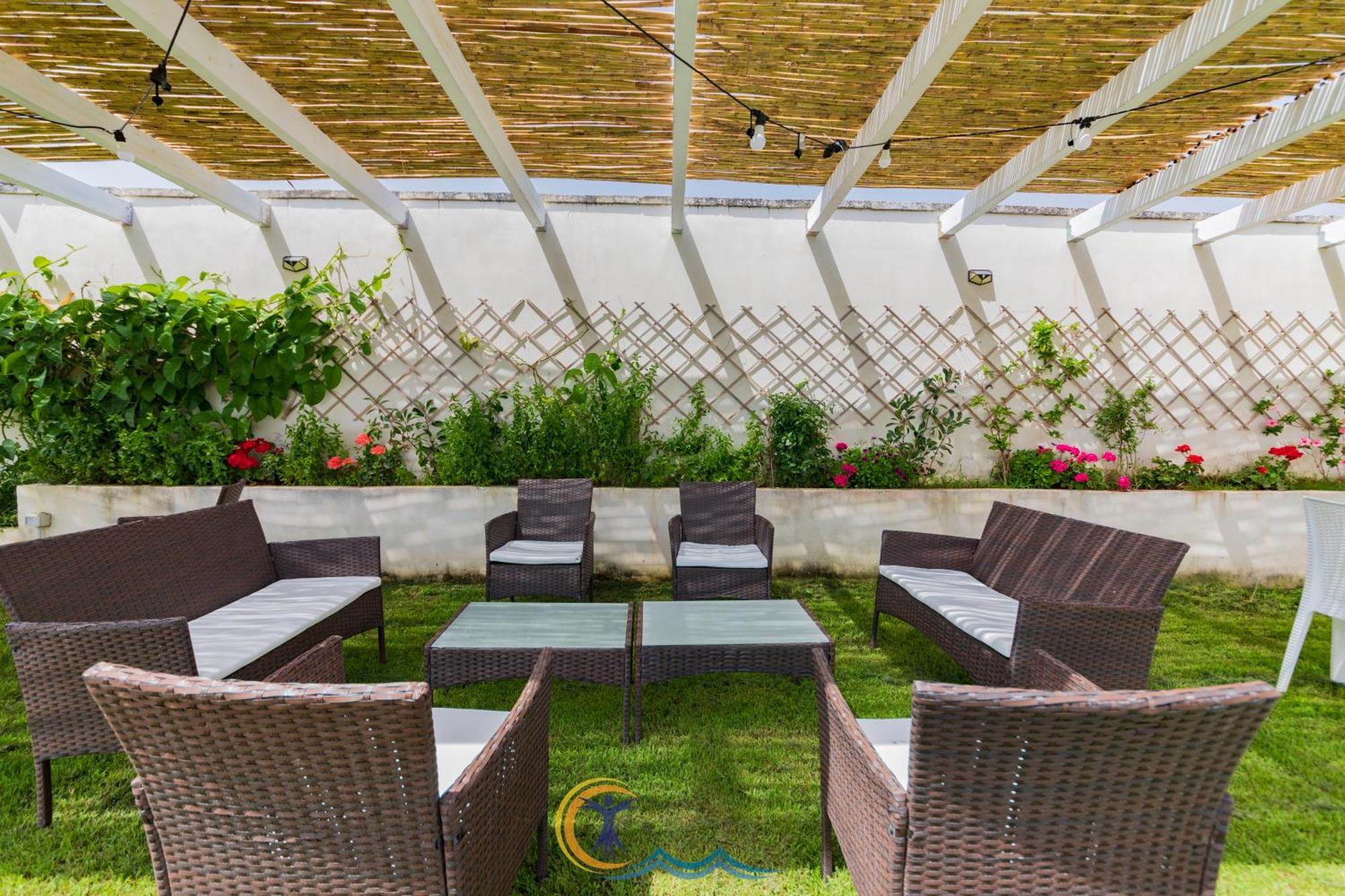Villa Leonardo San Foca - Room, Pool & Restaurant Dış mekan fotoğraf