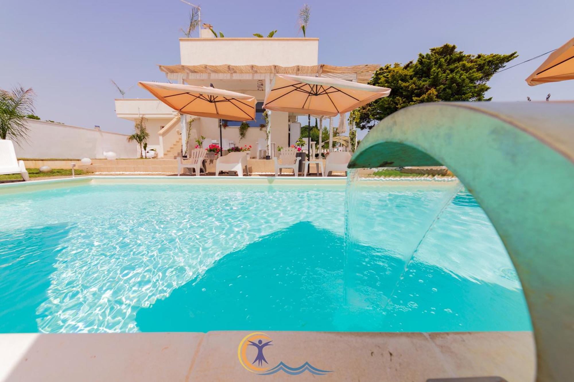 Villa Leonardo San Foca - Room, Pool & Restaurant Dış mekan fotoğraf