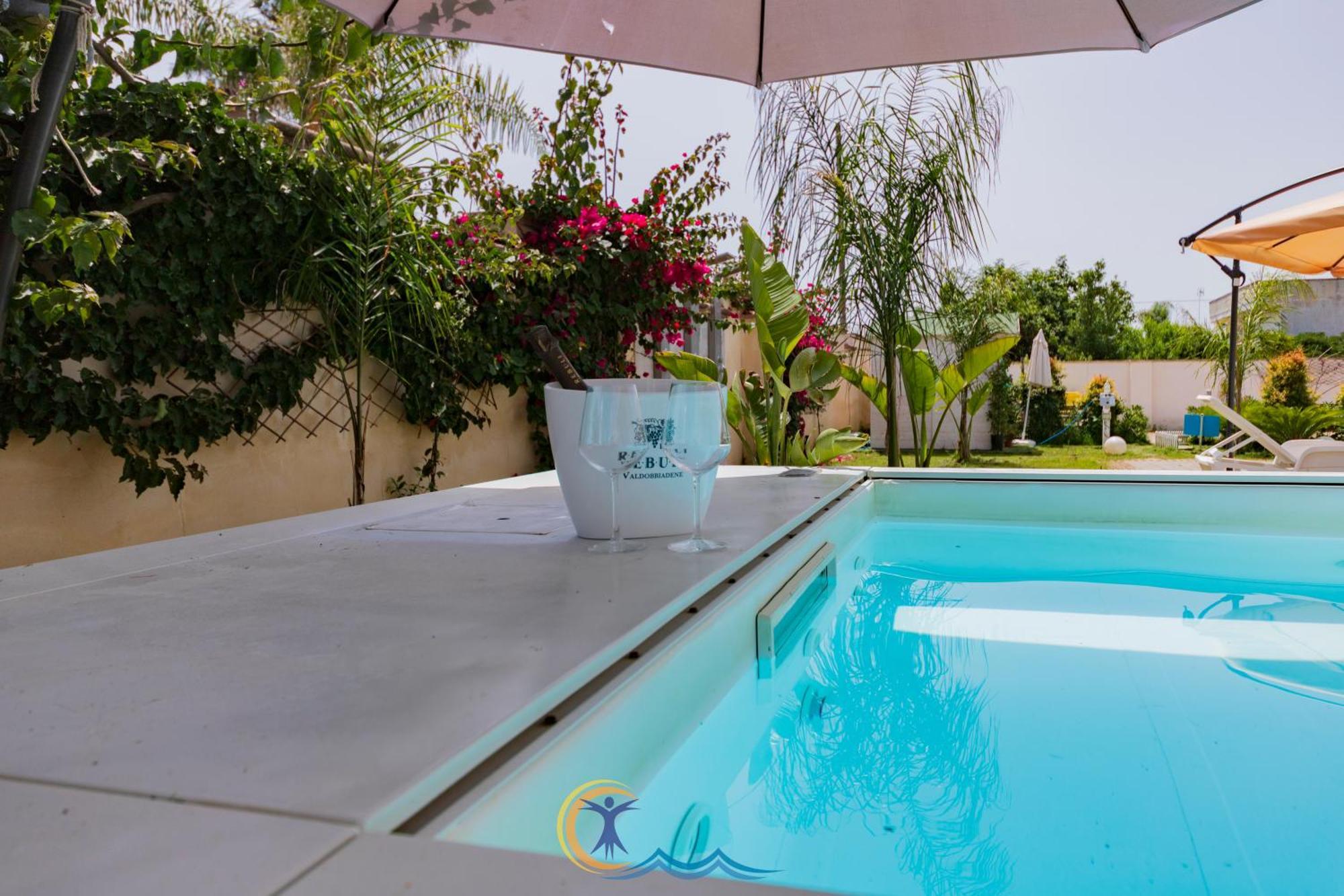 Villa Leonardo San Foca - Room, Pool & Restaurant Dış mekan fotoğraf