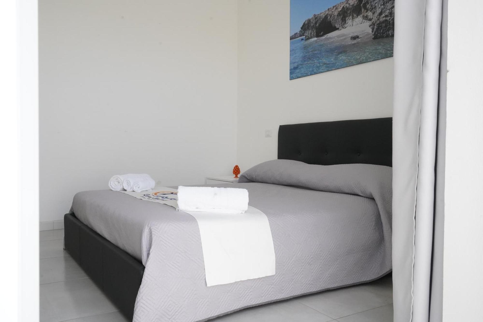 Villa Leonardo San Foca - Room, Pool & Restaurant Dış mekan fotoğraf