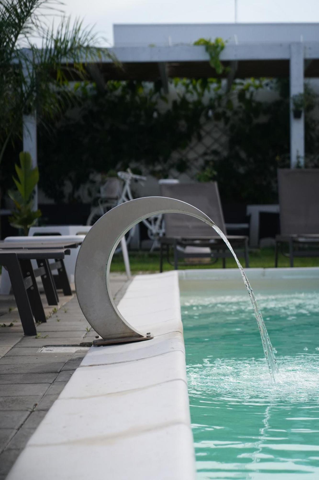 Villa Leonardo San Foca - Room, Pool & Restaurant Dış mekan fotoğraf