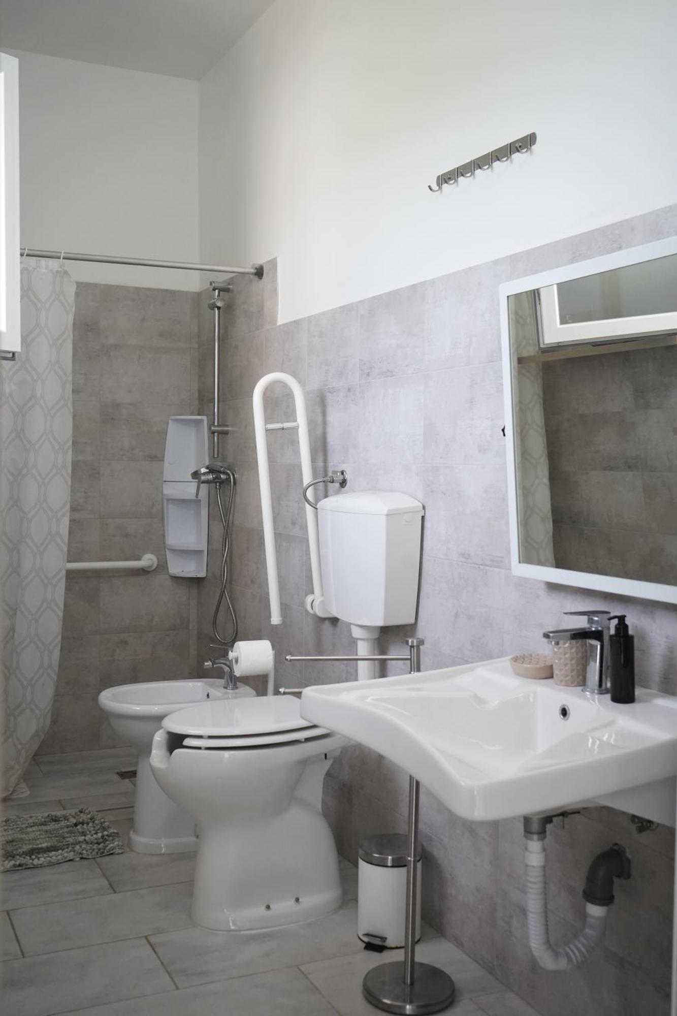Villa Leonardo San Foca - Room, Pool & Restaurant Dış mekan fotoğraf